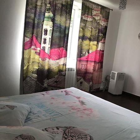 Central Home Piatra Neamţ エクステリア 写真
