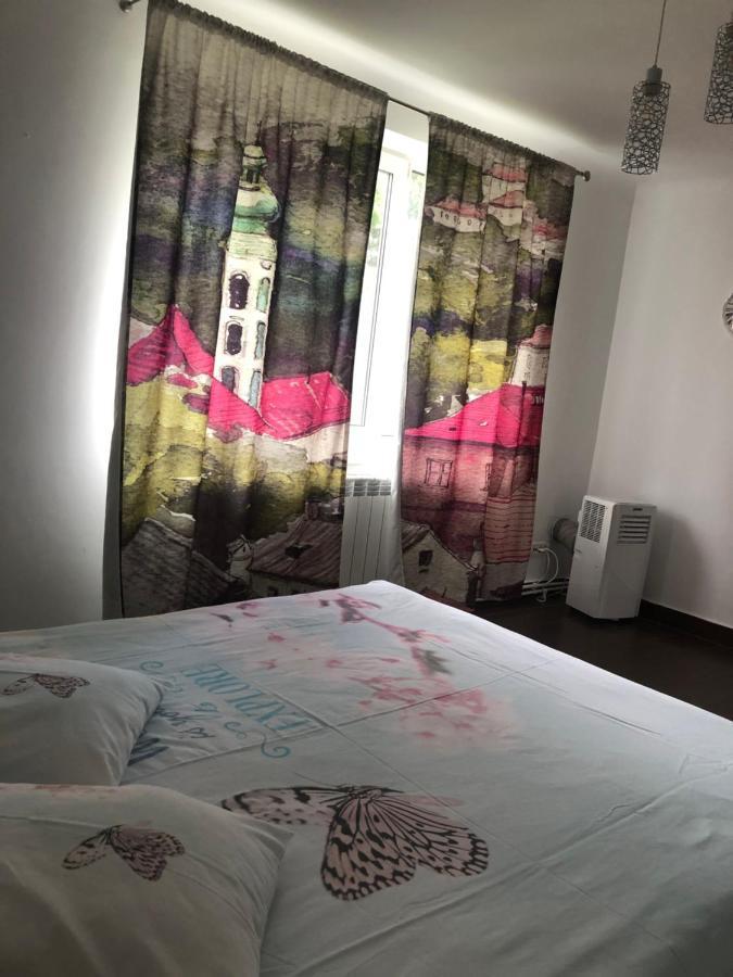 Central Home Piatra Neamţ エクステリア 写真